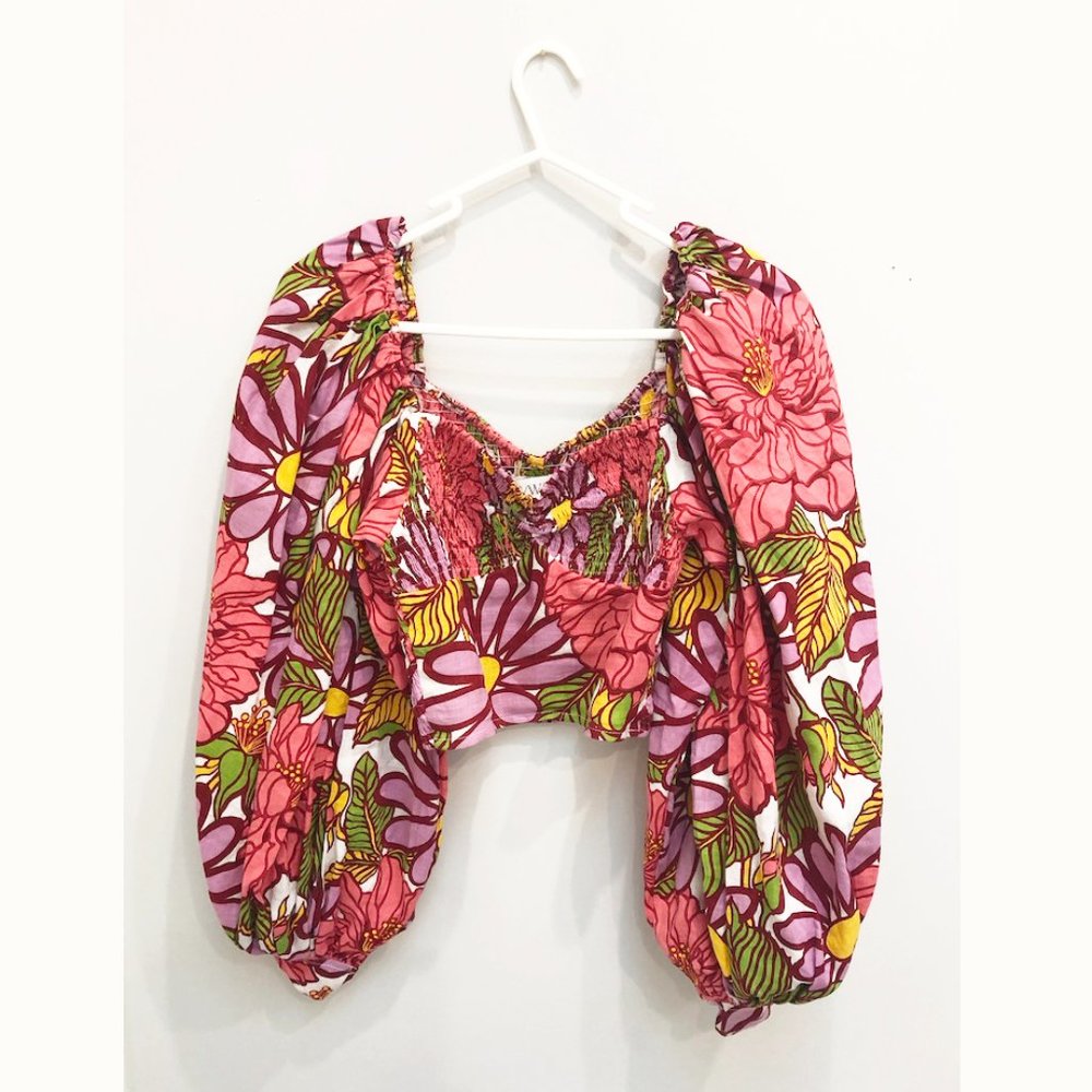 SWF Frida Exaggerated Puff Sleeve Top